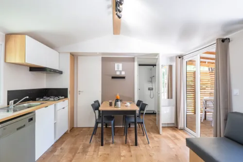 Accommodation - Mobile-Home Confort - 2 Bedrooms - Air-Conditioning - image n°4 - Camping Porte de Provence