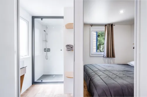 Accommodation - Mobile-Home Confort - 2 Bedrooms - Air-Conditioning - image n°9 - Camping Porte de Provence