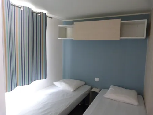 Location - Mobil Home Premium Mercure - 26 M² - 2 Chambres + Clim - - image n°5 - CAMPING LES CLOS