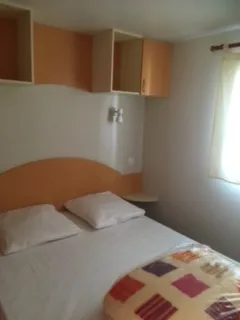 Location - Mobil Home Confort Louisiane - 30 M² - 2 Chambres - image n°4 - CAMPING LES CLOS