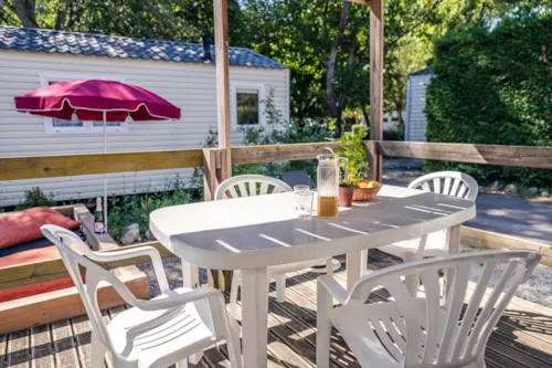 Location - Mobil Home Premium Vénus - 2 Chambres  + Clim - - image n°4 - CAMPING LES CLOS