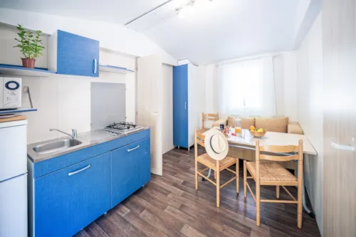 Location - Mobil Home  Grand Confort Domino - 26 M²- 2 Chambres - image n°3 - CAMPING LES CLOS