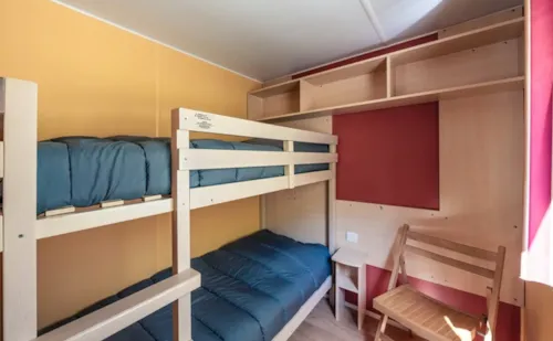 Location - Mobil Home Confort Venus - 24 M² - 2 Chambres - image n°4 - CAMPING LES CLOS
