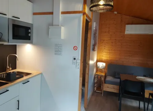 Location - Chalet Premium - 35M² - 2 Chambres + Clim - - image n°4 - CAMPING LES CLOS
