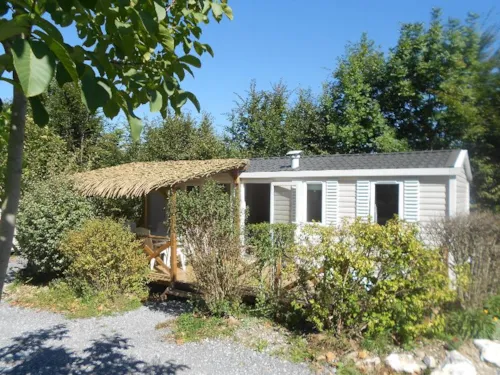 Mietunterkunft - Mobilheim Riviera 34M² - 3 Zimmer - image n°2 - Camping Le Panoramic