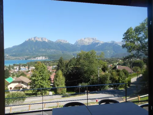Accommodation - Apartment 116M² Lake View - 4 Bedrooms / 2 Bathrooms - image n°2 - Camping Le Panoramic