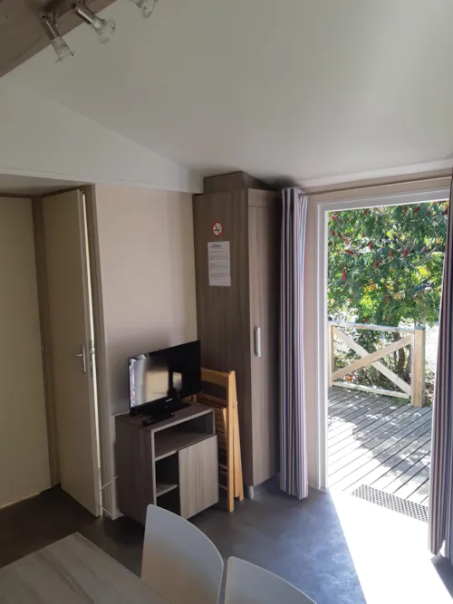 Mietunterkunft - Mobilheim Riviera 34M² - 3 Zimmer - image n°4 - Camping Le Panoramic