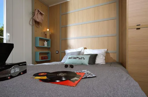 Accommodation - Chalet Casane 35M² Pilotis - image n°3 - Camping Le Panoramic