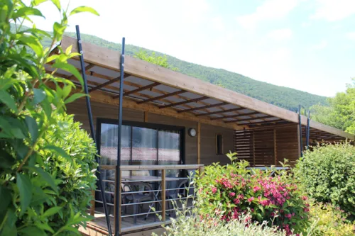 Mietunterkunft - Chalet Casane 35M² (Tv + Spüllmachine) Überdachte Terrasse 15M² - image n°1 - Camping Le Panoramic