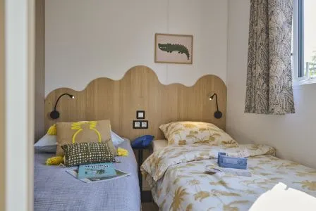 Mietunterkunft - Mobilhome Saleve 26M2  2Ch 4Pers Vue Champ - image n°2 - Camping Le Panoramic