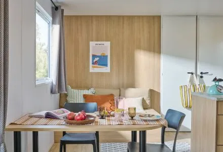 Location - Mobil Home  Aravis  32M2 6 Pers 3 Chambres Avec Terrasse Couverte De 19M2 - image n°2 - Camping Le Panoramic