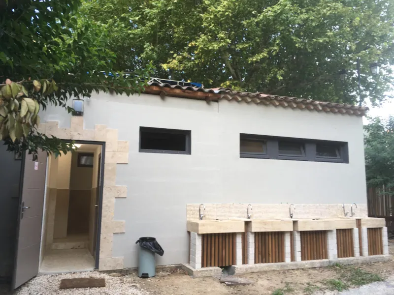 Cabane Perchée Noyer - Sans Douche - Avec Wc Et Kitchenette