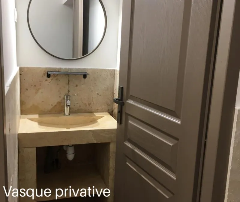Cabane Perchée Noyer - Sans Douche - Avec Wc Et Kitchenette