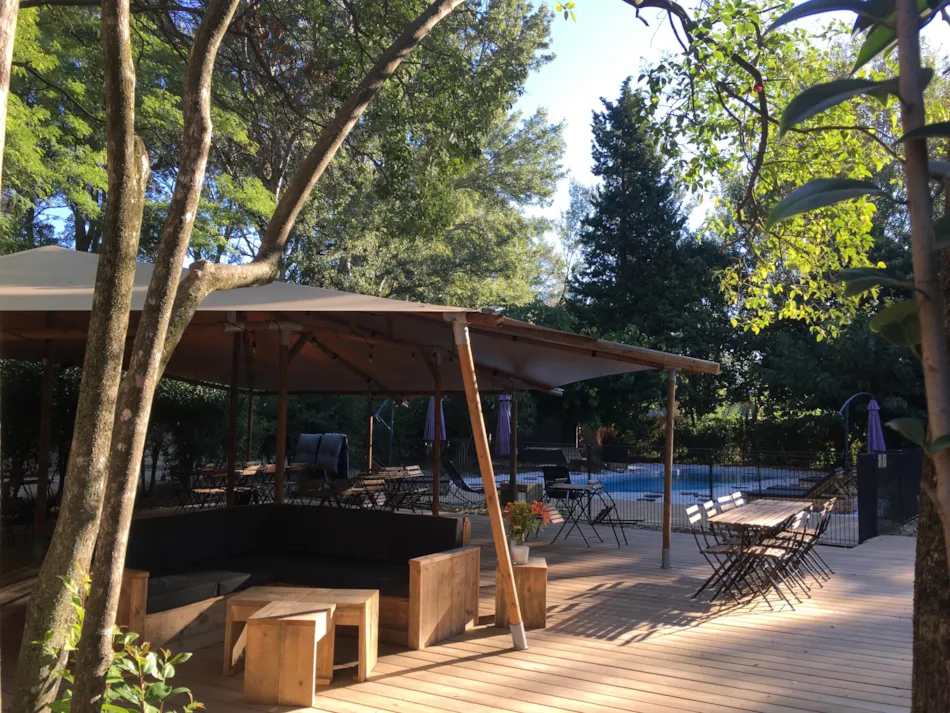 Hôtel de Plein Air Suze Luxe Nature