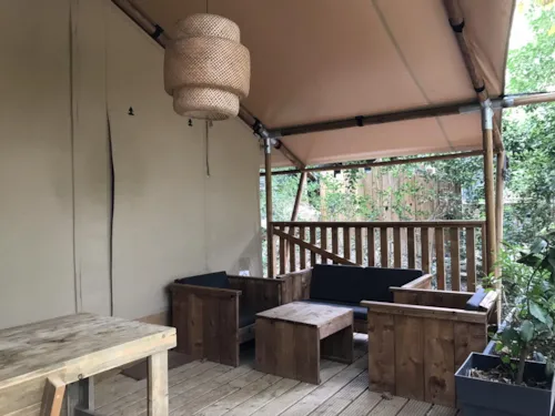 Location - Lodge Zen 34M² - 3 Chambres - Spa Privatif- Cuisine - Salle D'eau - image n°3 - Hôtel de Plein Air Suze Luxe Nature