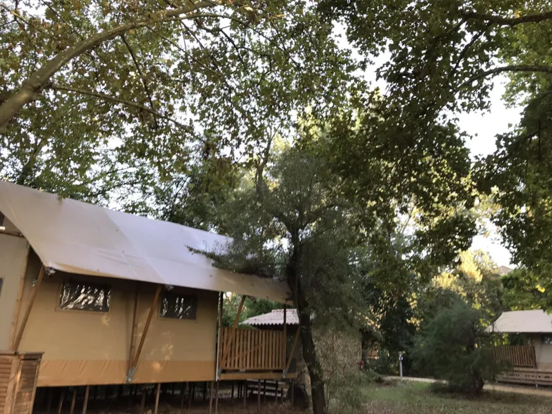 Lodge Rivière 30M² + 15M² En Mezzanine - 2 Chambres - Spa Privatif - Cuisine - Salle D'eau