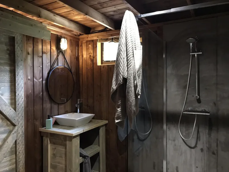 Lodge Naturel 30M² + 15M² En Mezzanine - 2 Chambres - Cuisine - Salle D'eau - Spa Privatif