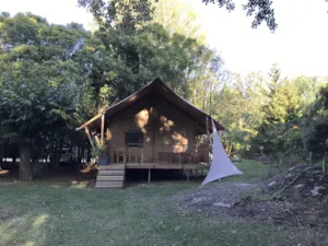 Locatif - Lodge Naturel 30m² + 15m² - 2 bedrooms - kitchen - bathroom - private spa - Hôtel de Plein Air Suze Luxe Nature