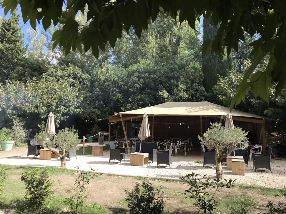 Hôtel de Plein Air Suze Luxe Nature