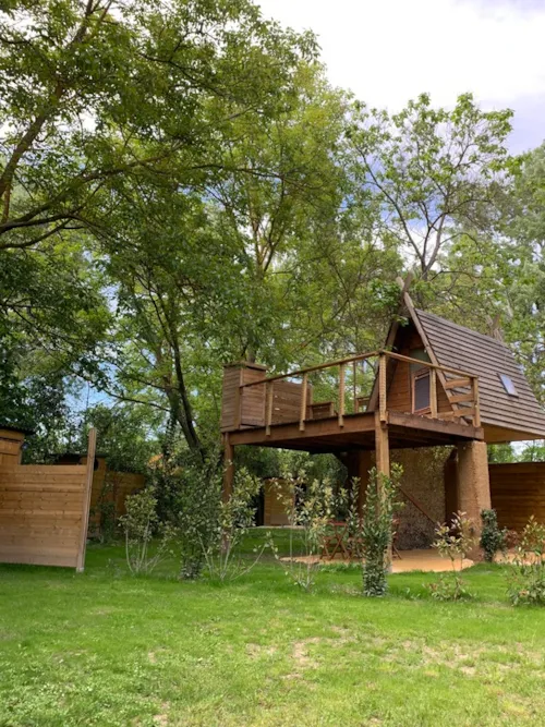 Location - Cabane Perchée Noyer - Sans Douche - Avec Wc Et Kitchenette - image n°2 - Hôtel de Plein Air Suze Luxe Nature