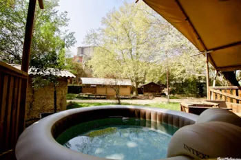 Hôtel De Plein Air Suze Luxe Nature - MyCamping