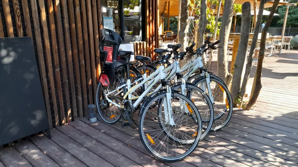 Hôtel de Plein Air Suze Luxe Nature