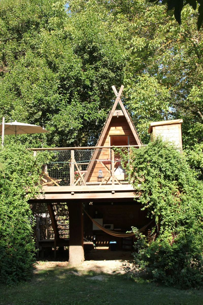 Cabane Perchée Source - Sans Douche - Avec Wc Et Cuisine