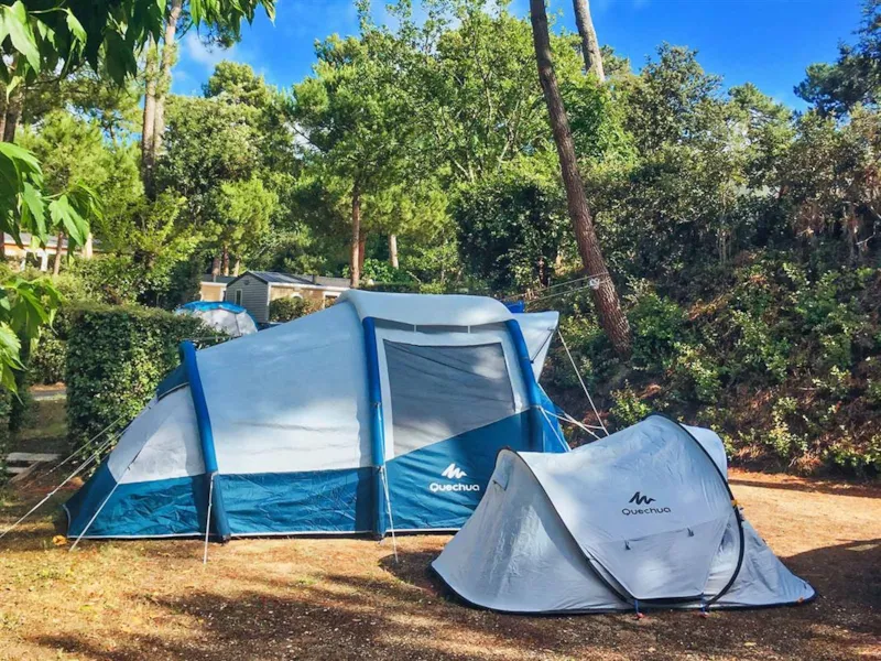 Emplacement Camping (Parc Les Pins)