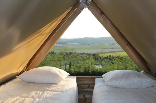 Location - Bivouac Perché Lits Simples - image n°2 - Camping du Domaine de Senaud
