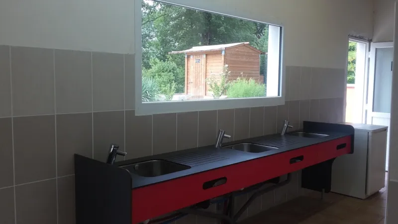 Forfait Confort (1 Caravane Ou Camping-Car / 1 Voiture / Électricité)