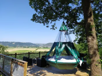 Location - Tente Suspendue Émeraude - Camping du Domaine de Senaud