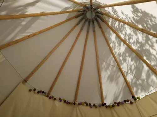 Location - Tipi D'indiens - image n°9 - Camping du Domaine de Senaud