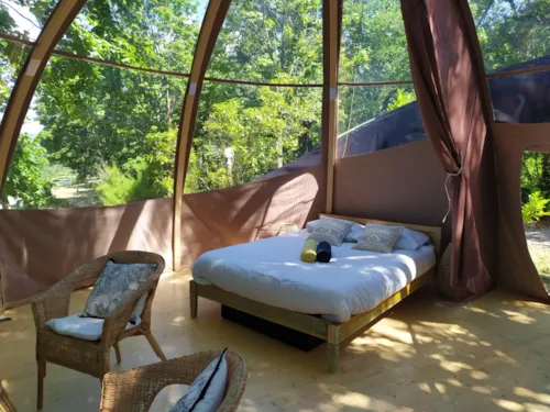 Location - Bulle Panoramique Familiale - image n°4 - Camping du Domaine de Senaud