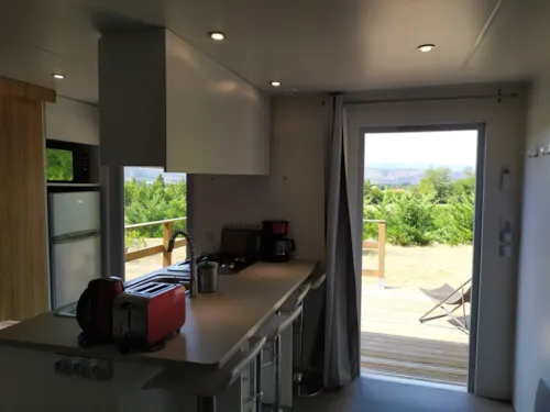 Accommodation - Spa Mobile Home With Private Jacuzzi - image n°6 - Camping du Domaine de Senaud