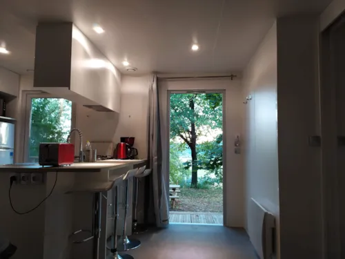 Location - Mobil-Home Premium, 2 Salles De Bain, Vue Panoramique - image n°4 - Camping du Domaine de Senaud