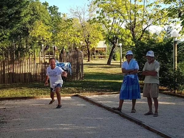 Camping du Domaine de Senaud