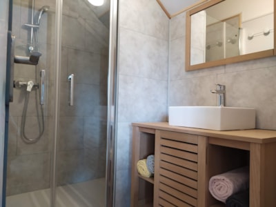 Family Chalet + Baby kit included