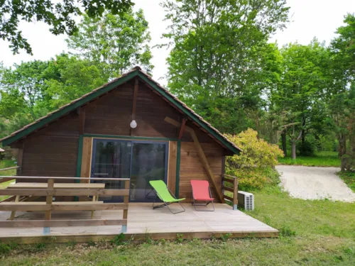 Location - Chalet Famille + Kit Bébé Inclus - image n°2 - Camping du Domaine de Senaud