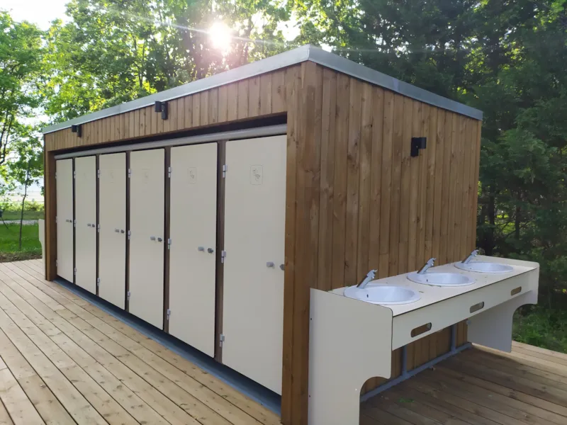 Forfait Confort (1 Caravane Ou Camping-Car / 1 Voiture / Électricité)