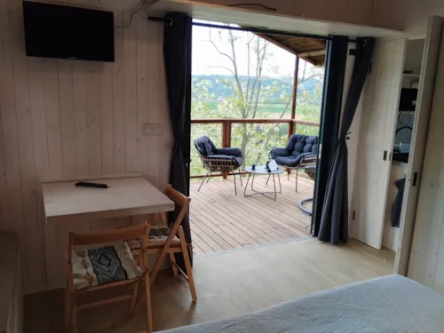 Location - Cabane Hôtelière - image n°6 - Camping du Domaine de Senaud