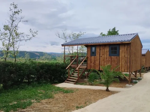 Location - Cabane Hôtelière - image n°4 - Camping du Domaine de Senaud