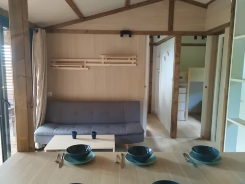 Location - Chalet 3 Chambres - image n°3 - Camping du Domaine de Senaud