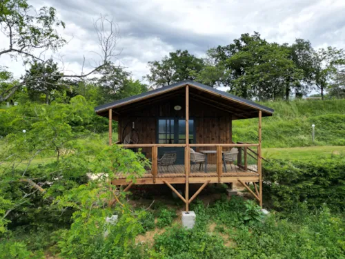 Location - Cabane Hôtelière - image n°10 - Camping du Domaine de Senaud