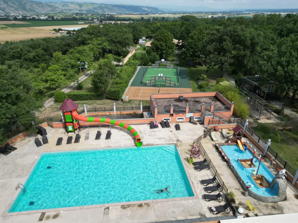 Camping du Domaine de Senaud - image n°2 - Drome