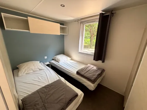 Location - Mobil-Home Climatisé Avec Terrasse Couverte - image n°8 - Camping du Domaine de Senaud