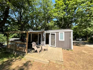 Locatif - Mobile home with air conditioning and covered terrace - Camping du Domaine de Senaud