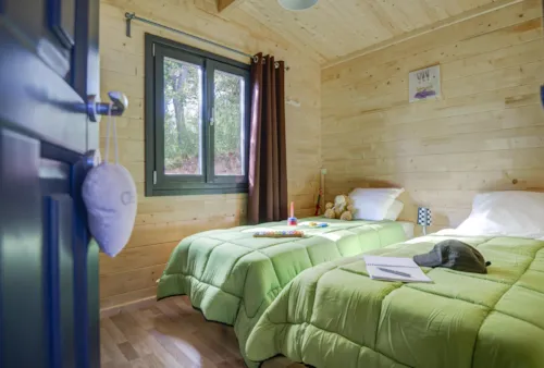 Accommodation - Prestige Air Conditioning 35M² / 2 Bedrooms - image n°6 - CAMPING LES BASTETS
