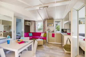 Locatif - Grand Confort Climatisé 31 m² / 3 chambres - Terrasse couverte 15 m² - CAMPING LES BASTETS