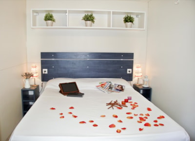 Mobile-home COTTAGE with air conditioning- beach service included for stay of min 7 nights — 5