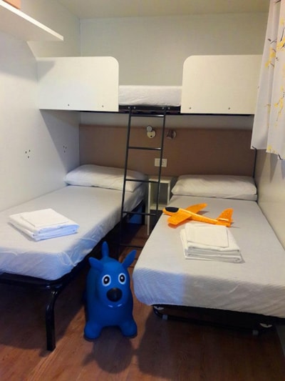 Mobile-home  accessible EASY LIFE with ait conditioning - Beach service included for stay of min 7 nights (2 beach beds +sunshade) — 4